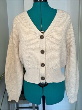 Velvet Women's Light Tan cardigan Sweater large